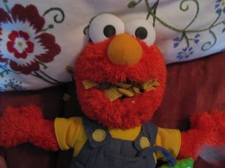 Elmo Likes Chex Mix